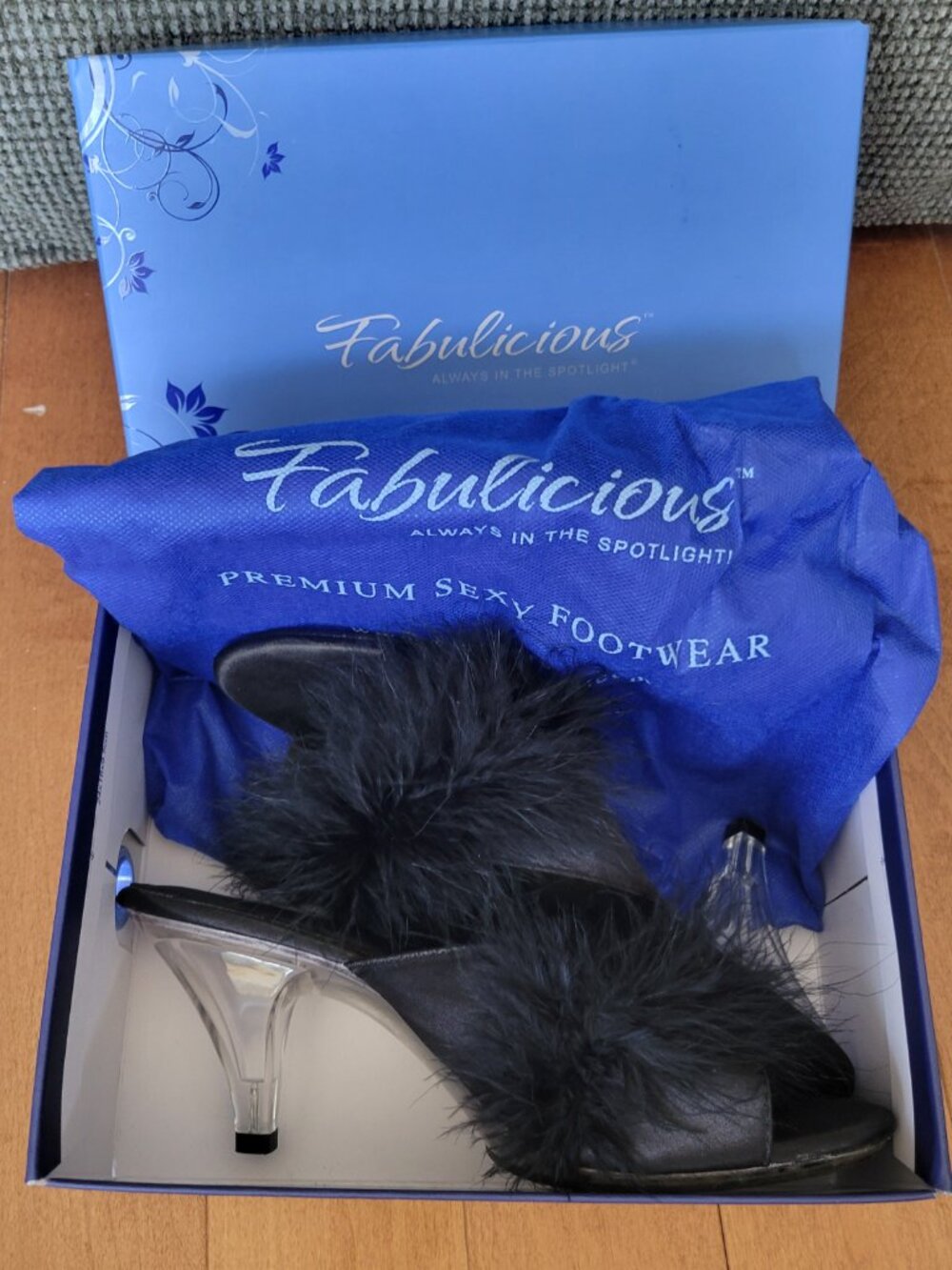 Pleaser Fabulicious Belle-301F Black Satin Marabou Fur Clear Heel Sandals Size 9 - Picture 4 of 6